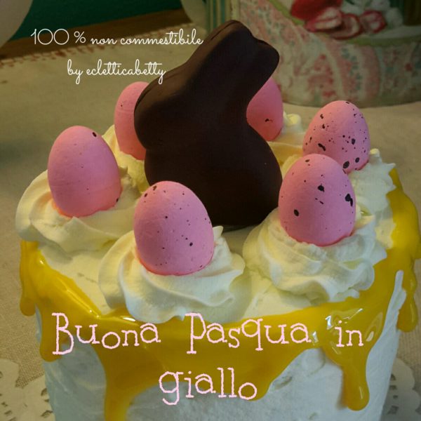 Torta Buona Pasqua in giallo