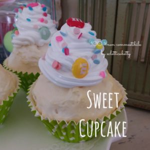 Cupcake con confettini e coriandoli di zucchero