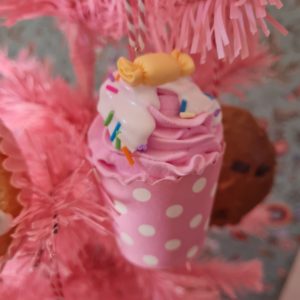 Cupcake goloso pirottino rosa da appendere