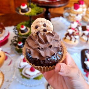 Cupcake al cioccolato e cookie